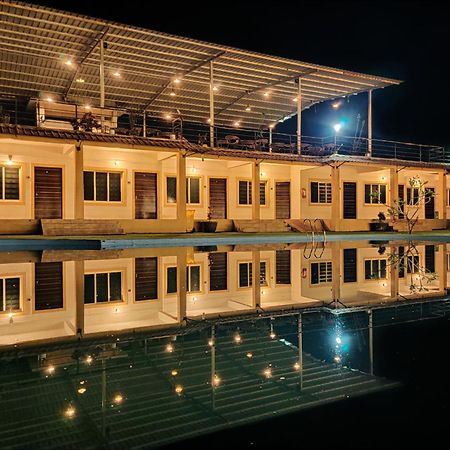 Amigos Lake Resort-Igatpuri, Maharashtra Exterior foto